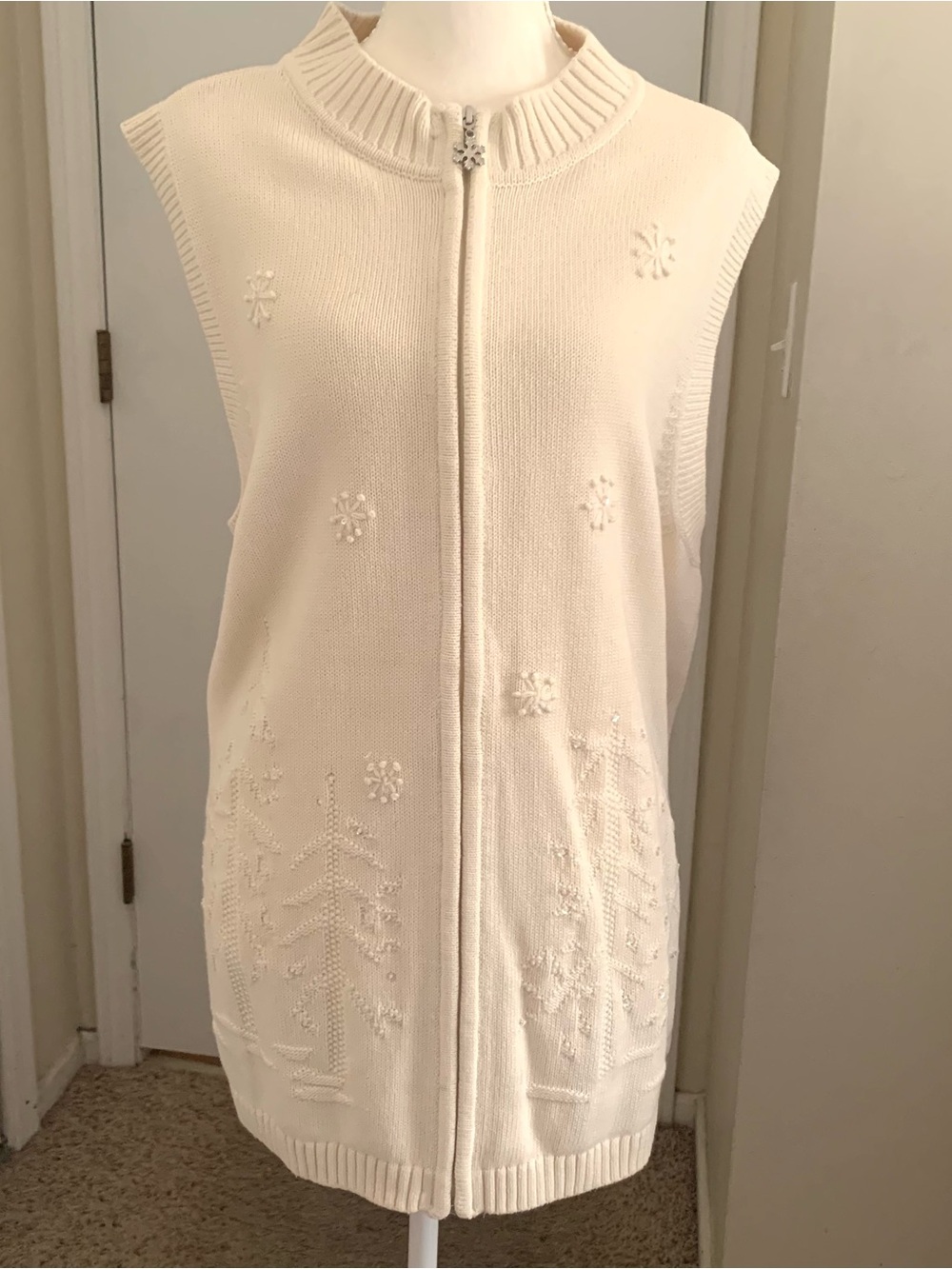 Holiday Winter Sweater Vest Hand Embroidered Sequins Cotton CJ Banks Sz 2X New!